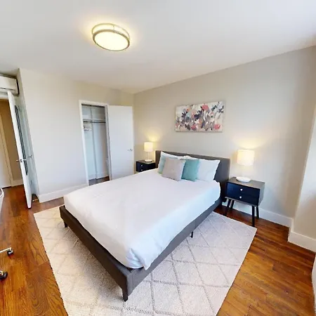 Cozy 1Br Apartment With Gym And Pool